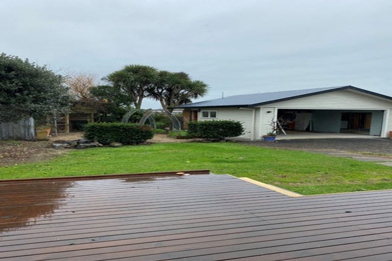 Photo of property in 22 Peters Avenue, Cloverlea, Palmerston North, 4412
