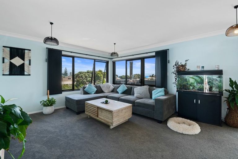 Photo of property in 1061 Papamoa Beach Road, Papamoa Beach, Papamoa, 3118