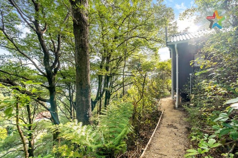 Photo of property in 9 Haven Grove, Naenae, Lower Hutt, 5011