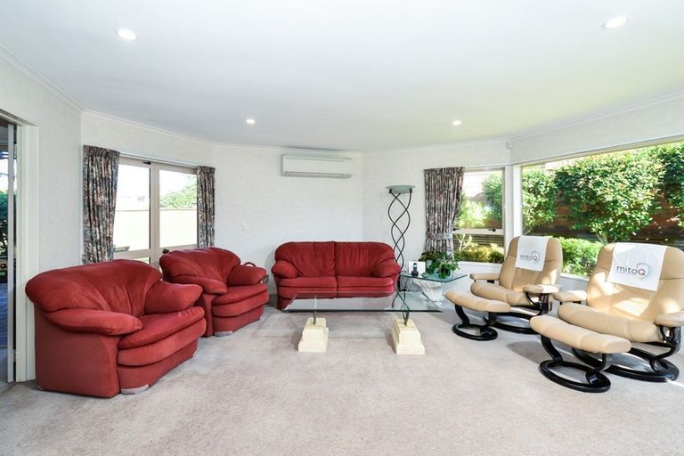 Photo of property in 4 Longwood Place, Harrowfield, Hamilton, 3210