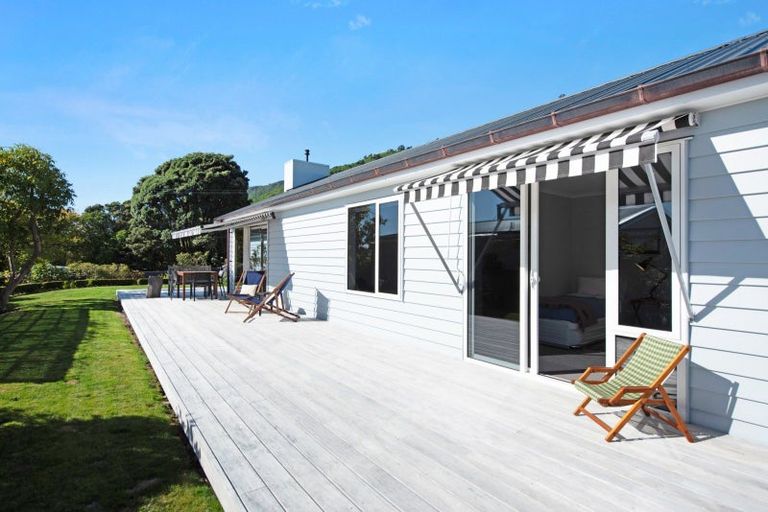 Photo of property in 8 Kaka Street, Waikanae, 5036