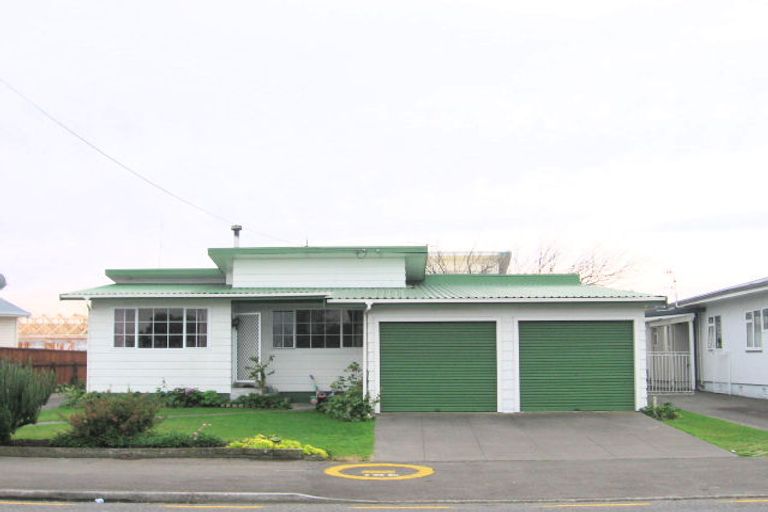 Photo of property in 1/285 Kennedy Road, Onekawa, Napier, 4110