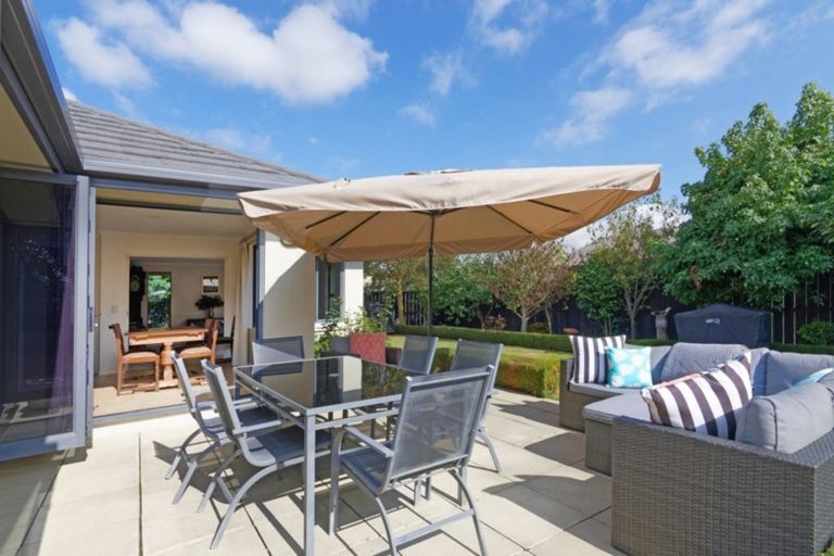 Photo of property in 18 Lobank Place, Richmond, 7020