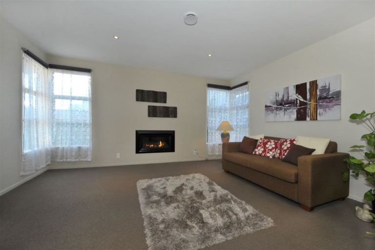 Photo of property in 6 Brookwater Avenue, Northwood, Christchurch, 8051