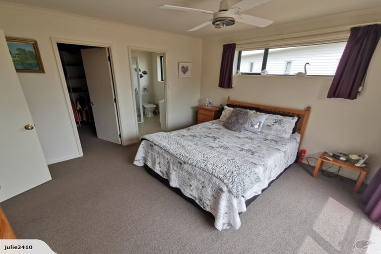 Photo of property in 5 Kihi Place, Ruakaka, 0116