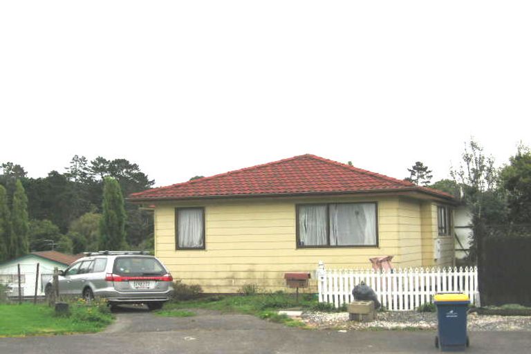 Photo of property in 20 Elvira Place, Ranui, Auckland, 0612