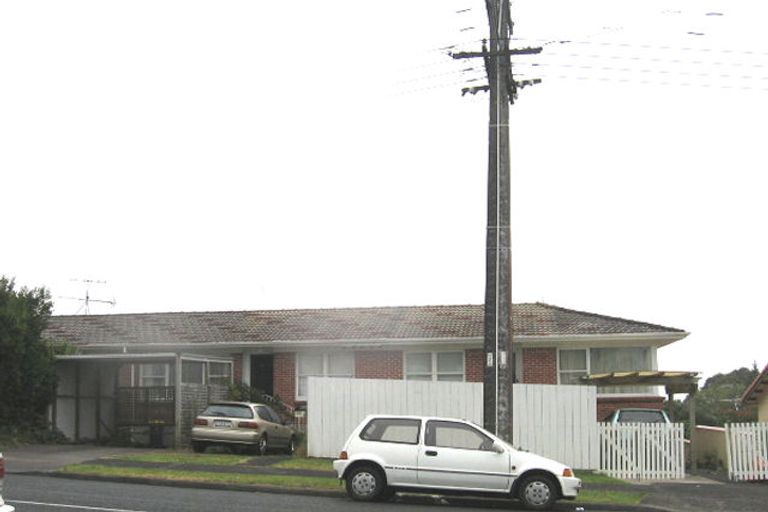 Photo of property in 1/22 Coronation Road, Hillcrest, Auckland, 0627