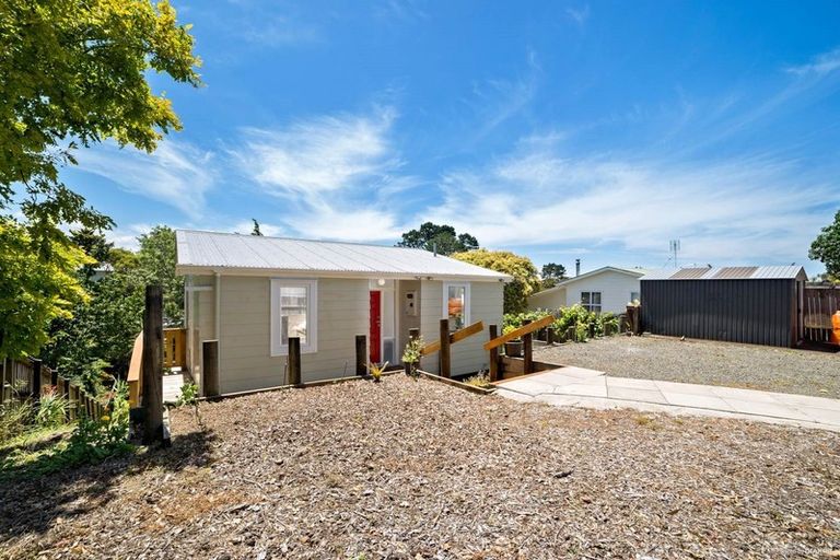 Photo of property in 85 Taurus Crescent, Beach Haven, Auckland, 0626
