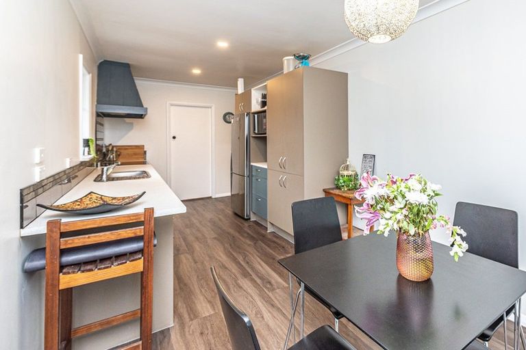 Photo of property in 27 Quick Avenue, Aramoho, Whanganui, 4500