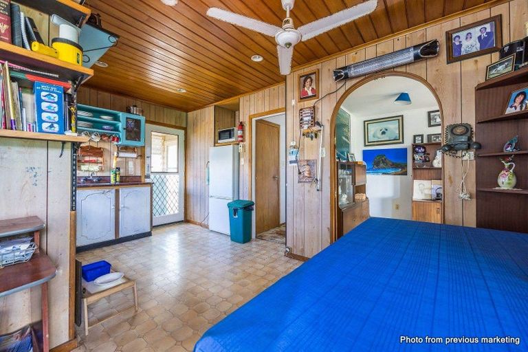 Photo of property in 50 Harrington Road, Henderson, Auckland, 0610