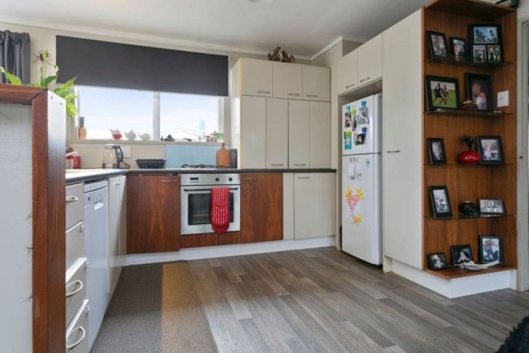 Photo of property in 76 Browning Street, Leamington, Cambridge, 3432