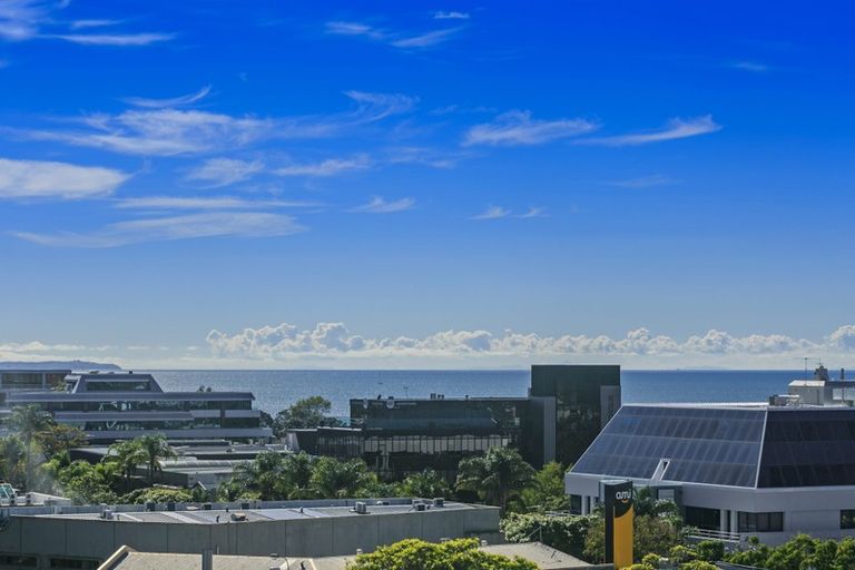 Photo of property in Sentinel Apartments, 706/3 Northcroft Street, Takapuna, Auckland, 0622
