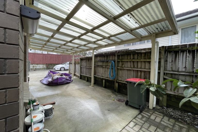 Photo of property in 6a Becroft Drive, Forrest Hill, Auckland, 0620