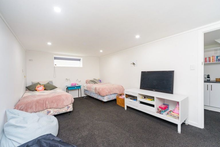 Photo of property in 1 Lifford Place, Awapuni, Palmerston North, 4412