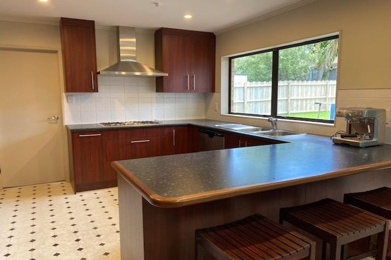 Photo of property in 4 Britannia Place, Half Moon Bay, Auckland, 2012