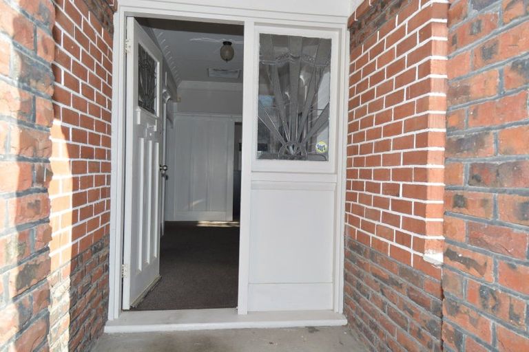 Photo of property in 35 Jenkin Street, Strathern, Invercargill, 9812