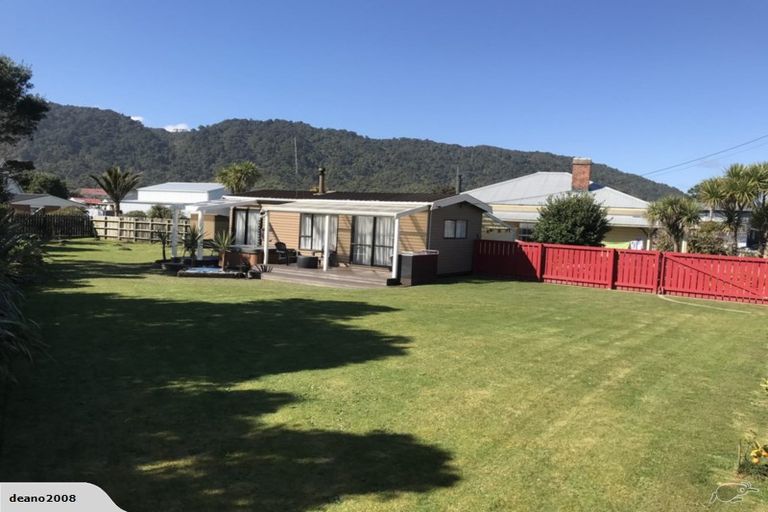 Photo of property in 3 Bright Street, Cobden, Greymouth, 7802