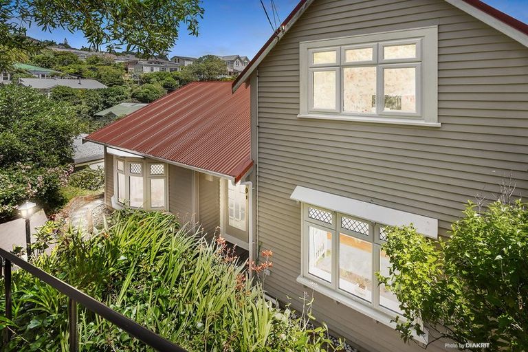 Photo of property in 12 Weld Street, Wadestown, Wellington, 6012