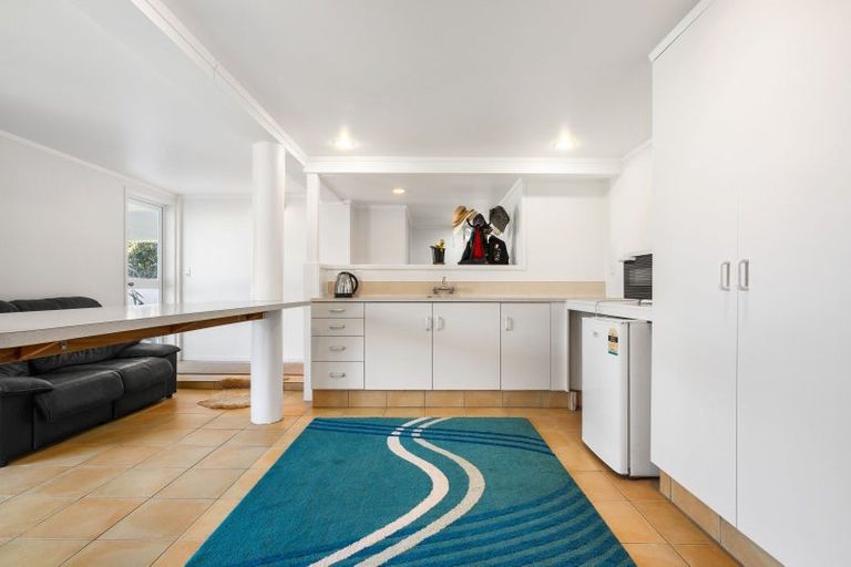 Photo of property in 112 Tangaroa Road, Whangamata, 3620
