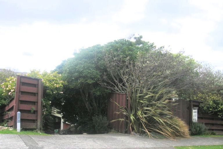 Photo of property in 10 Cedar Street, Maungaraki, Lower Hutt, 5010