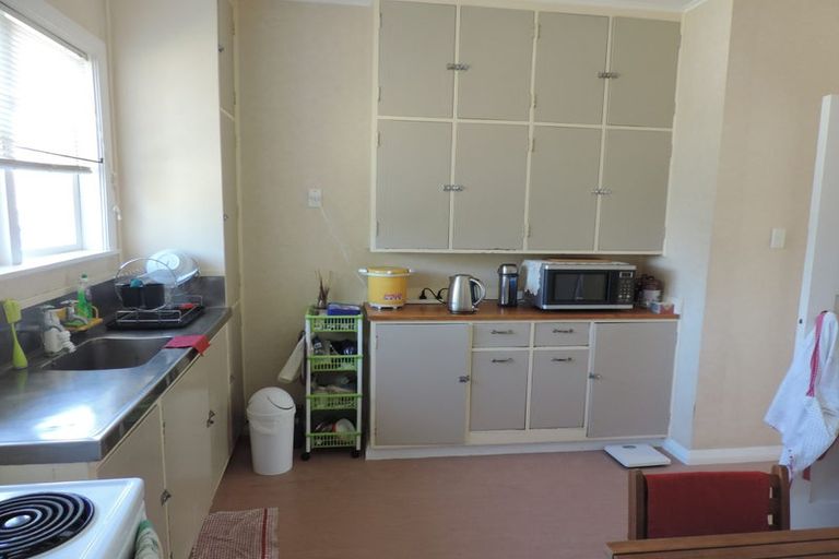 Photo of property in 66 Norton Park Avenue, Fairfield, Lower Hutt, 5011