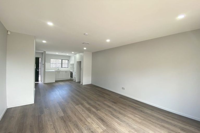 Photo of property in 7c La Trobe Street, Pakuranga Heights, Auckland, 2010
