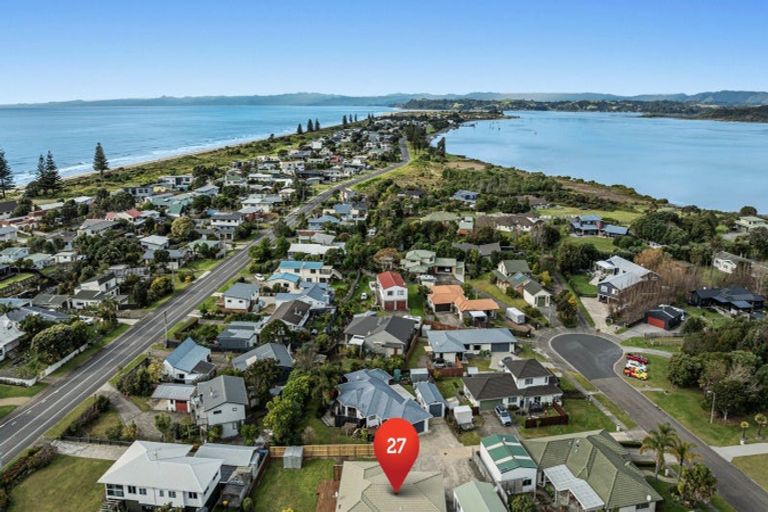 Photo of property in 27 Ohiwa Parade, Ohope, 3121
