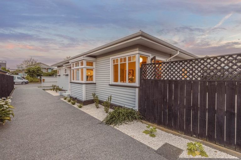 Photo of property in 8 Freyberg Avenue, Riccarton, Christchurch, 8011