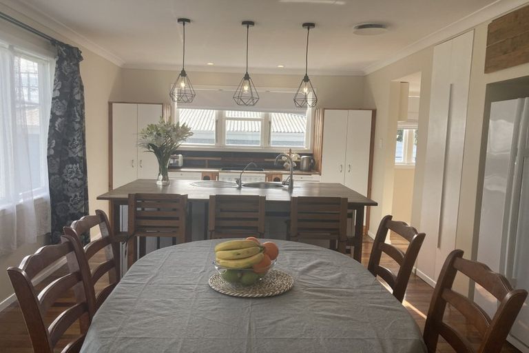 Photo of property in 5 Page Street, Stratford, 4332