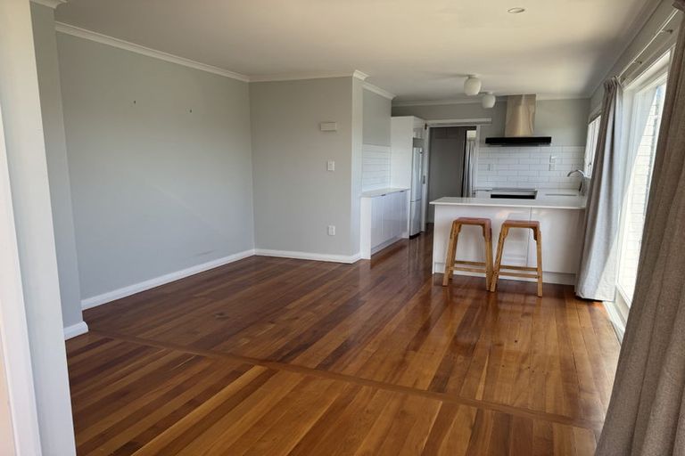 Photo of property in 35 Palliser Road, Roseneath, Wellington, 6011