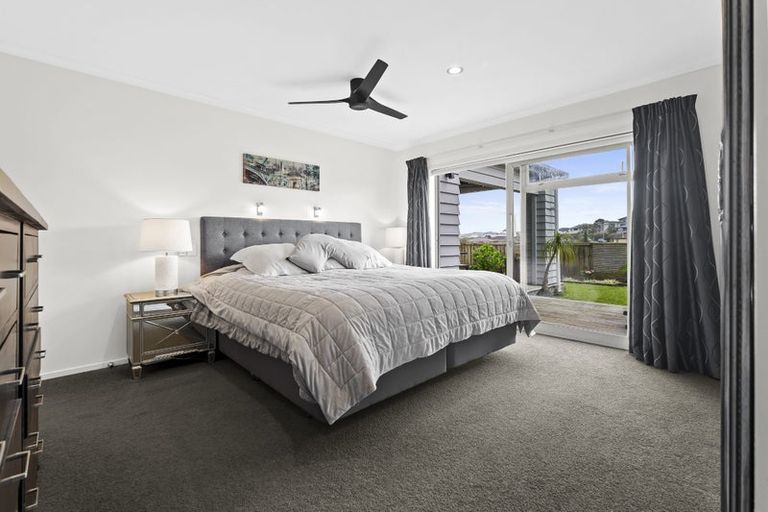 Photo of property in 126 Maire Road, Orewa, 0931
