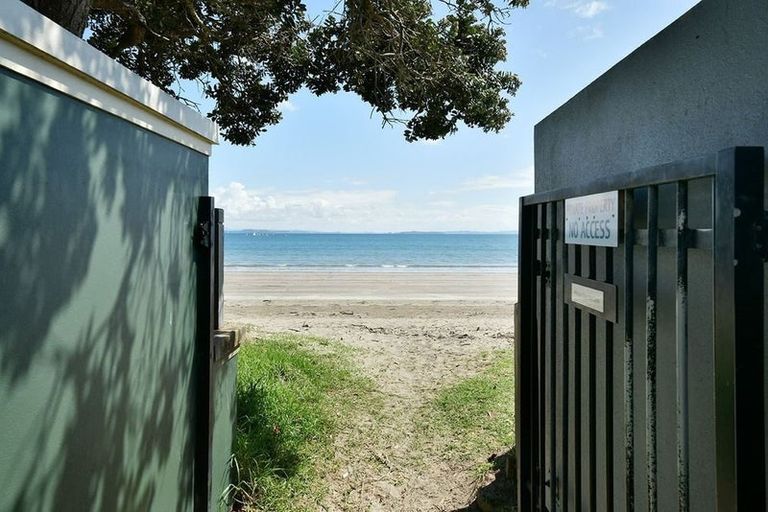 Photo of property in 22 Glamis Avenue, Manly, Whangaparaoa, 0930