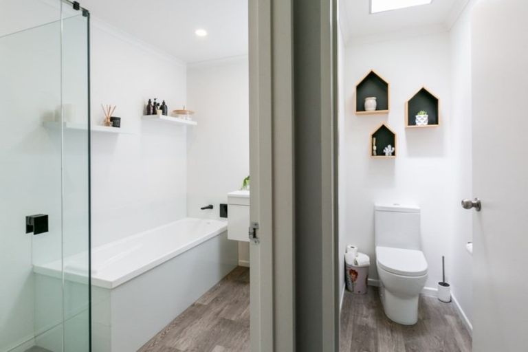 Photo of property in 1a Ypres Street, Greenmeadows, Napier, 4112