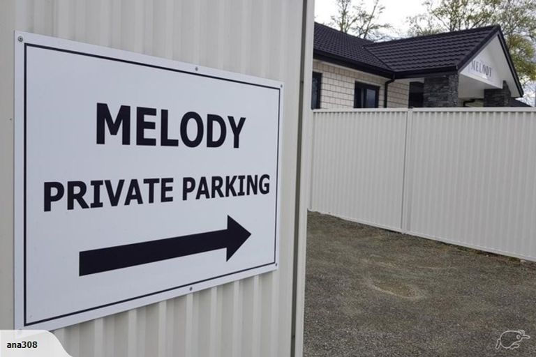 Photo of property in 71 Hokonui Drive, Gore, 9710