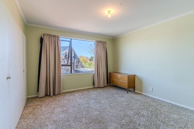 Photo of property in 33 Braemar Place, Twizel, 7901