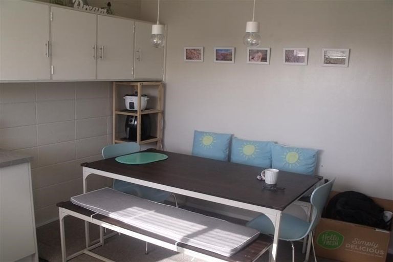 Photo of property in 2/24 Coventry Avenue, Tamatea, Napier, 4112