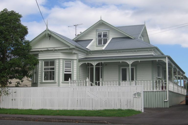 Photo of property in 31 Abbotsford Terrace, Devonport, Auckland, 0624