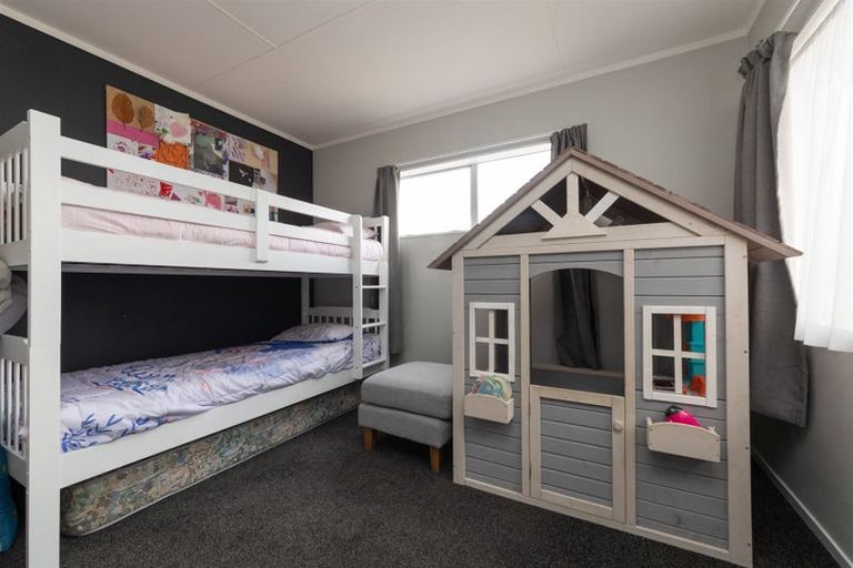 Photo of property in 94 Lincoln Street, Ashhurst, 4810