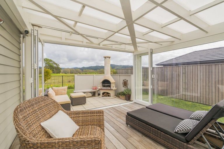 Photo of property in 5 Lady Jocelyn Place, Whitianga, 3510