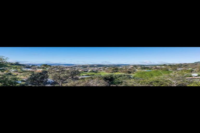 Photo of property in 9-11 Thimble Lane, Whitby, Porirua, 5024