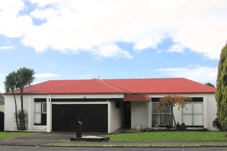 Photo of property in 17 Davita Place, Farm Cove, Auckland, 2012