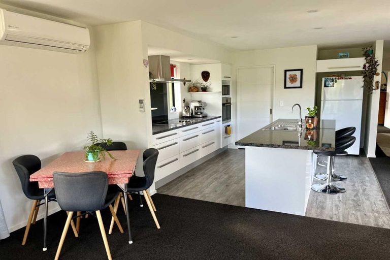 Photo of property in 101 Shillingford Boulevard, Rolleston, 7615