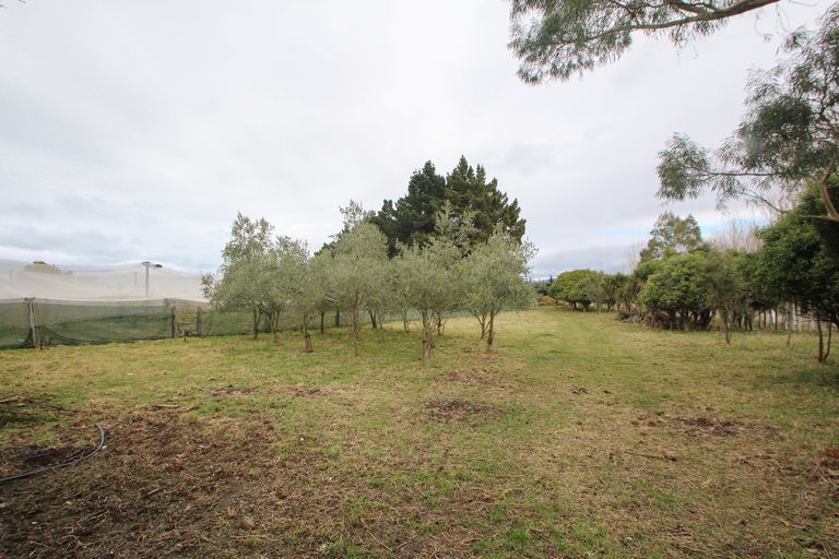 Photo of property in 201 Oamaru-alma Road, Deborah, Oamaru, 9491