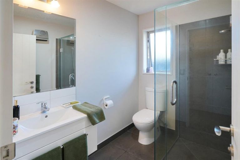 Photo of property in 2/17 Field Terrace, Upper Riccarton, Christchurch, 8041