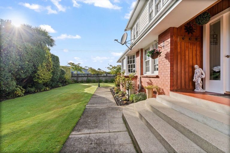 Photo of property in 68 Great North Road, Winton, 9720