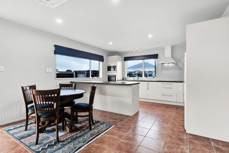 Photo of property in 20 Erin Street, Hawera, 4610