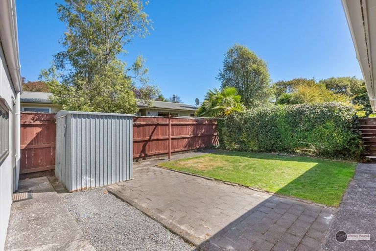 Photo of property in 39a Heretaunga Square, Silverstream, Upper Hutt, 5019