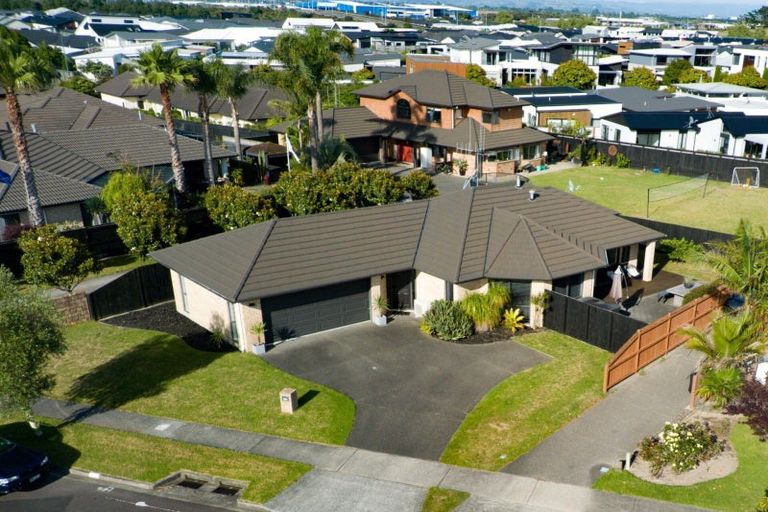 Photo of property in 34 Aranui Drive, Papamoa Beach, Papamoa, 3118