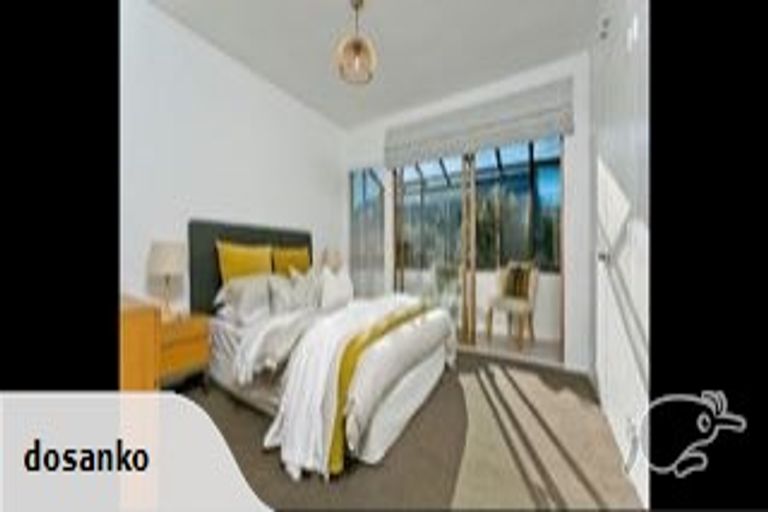 Photo of property in 1/1 Sanders Avenue, Takapuna, Auckland, 0622