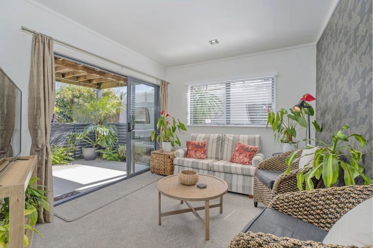 Photo of property in 102 South Highway East, Whitianga, 3510